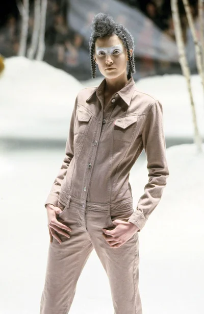 Look 15